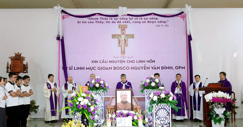 Thánh lễ cầu nguyện cho linh hồn cha Gioan Bosco Nguyễn Văn Đình, OFM.