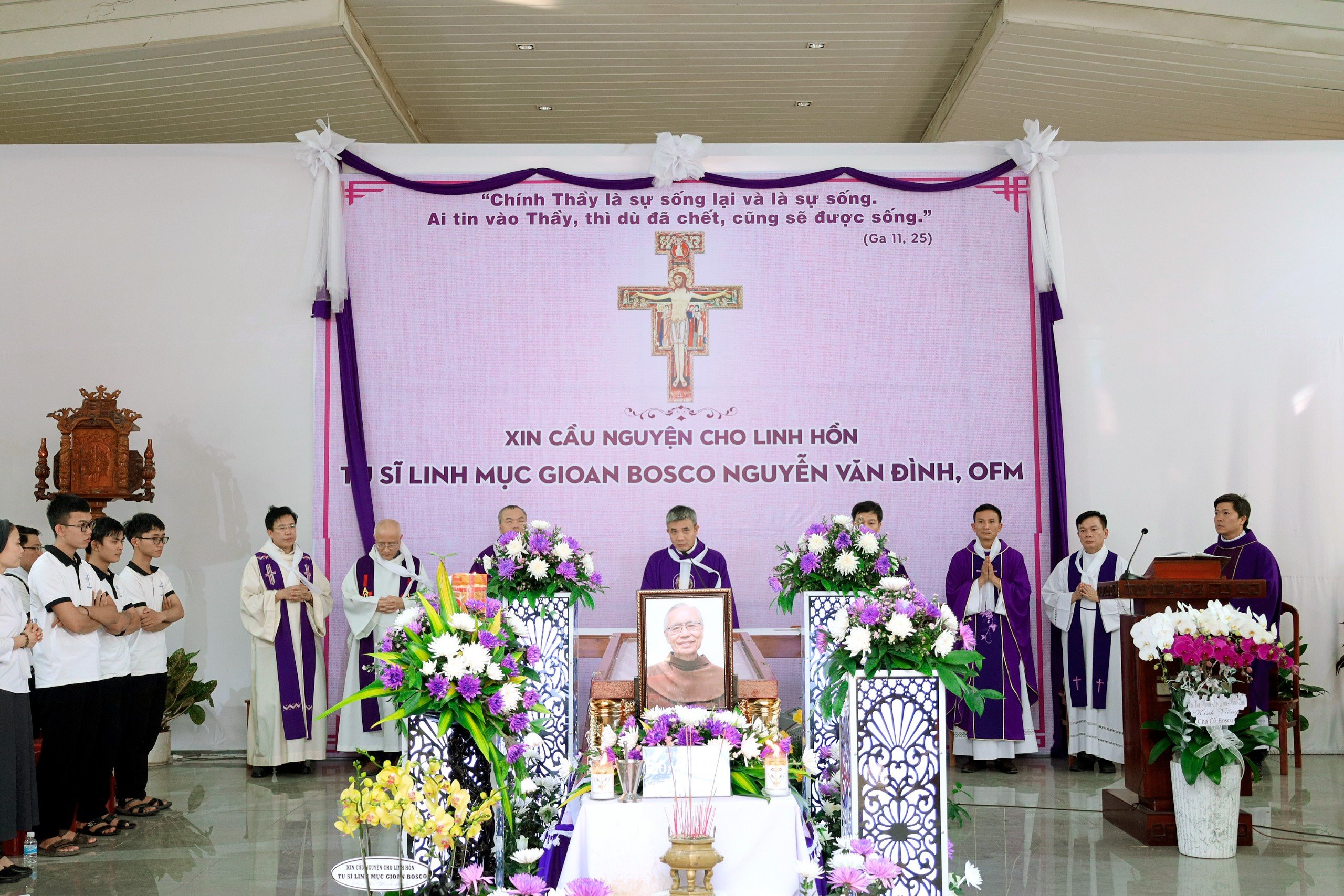 Thánh lễ cầu nguyện cho linh hồn cha Gioan Bosco Nguyễn Văn Đình, OFM.