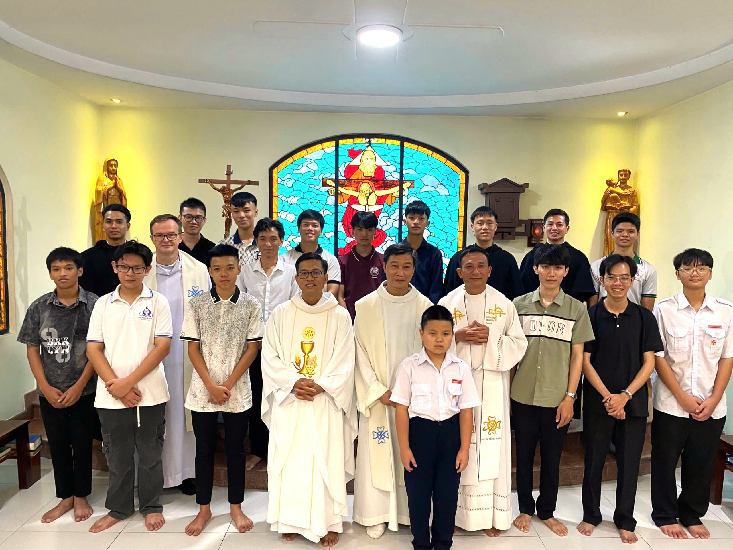 Những Hạt Giống Ơn Gọi Trên Hành Trình Theo Chúa
