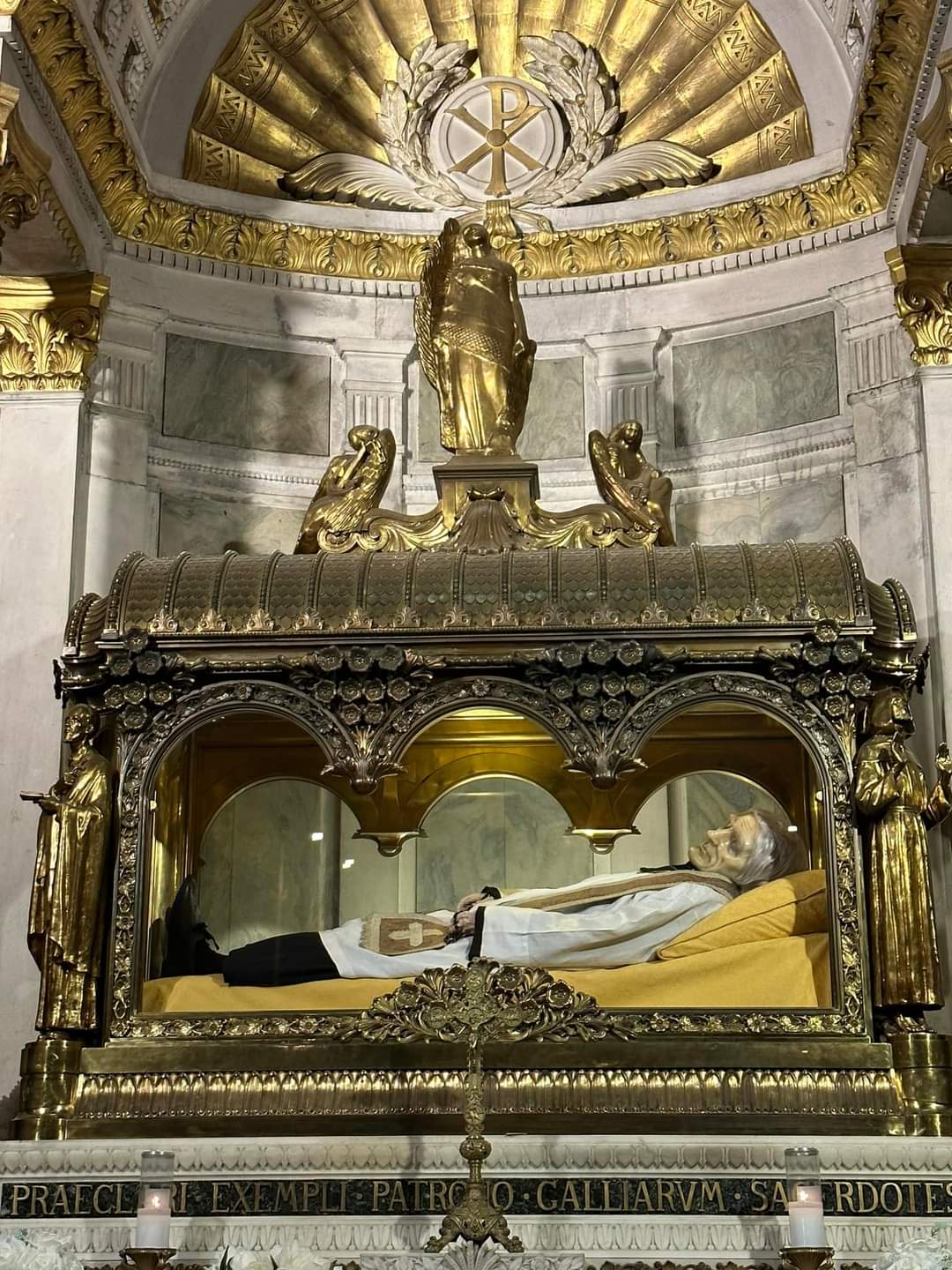 THÁNH GIOAN MARIA VIANNEY CHỈ ĐƯỜNG LÊN TRỜI